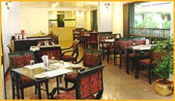 The metropolitan hotel facilities-coffee shop